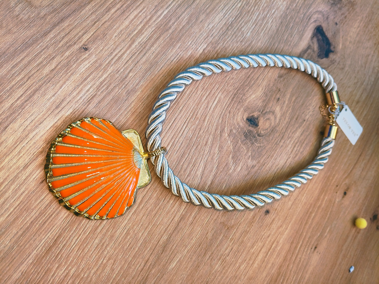 Collar Concha grande