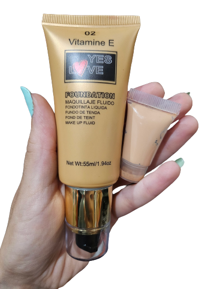 BASE DE MAQUILLAJE FLUIDO CON VITAMINA E - YES LOVE