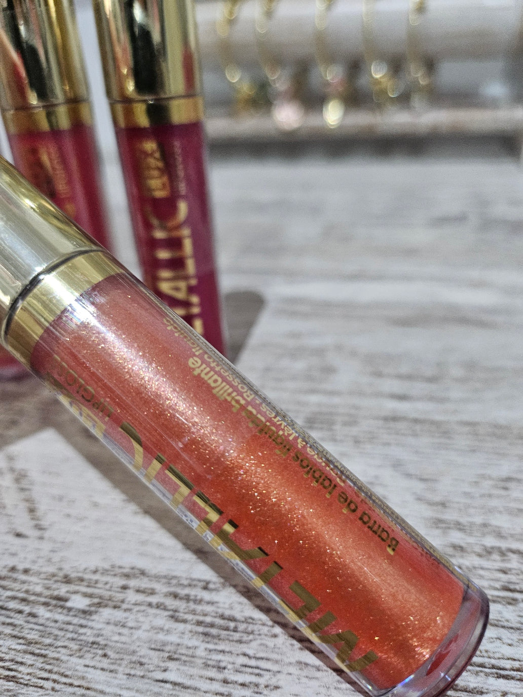 LIPGLOSS METALIC SUPER BRILLANTE CON GLITTER - LETICIA WELL