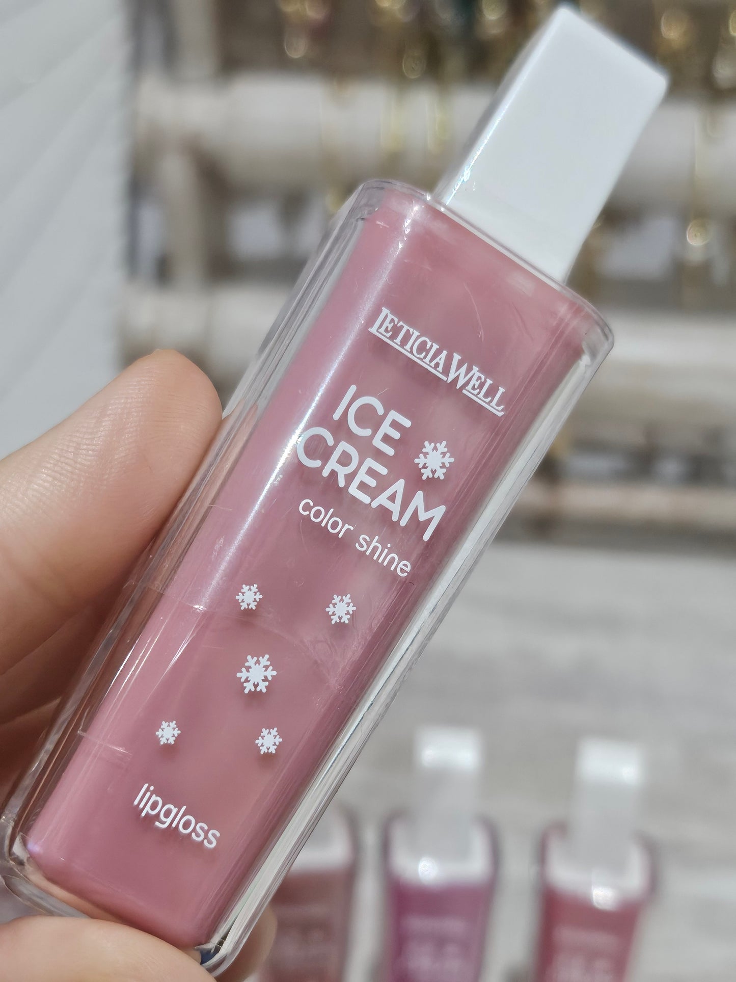 LIPGLOSS COLOR SHINE PALETA DE HELADO - Leticia Well