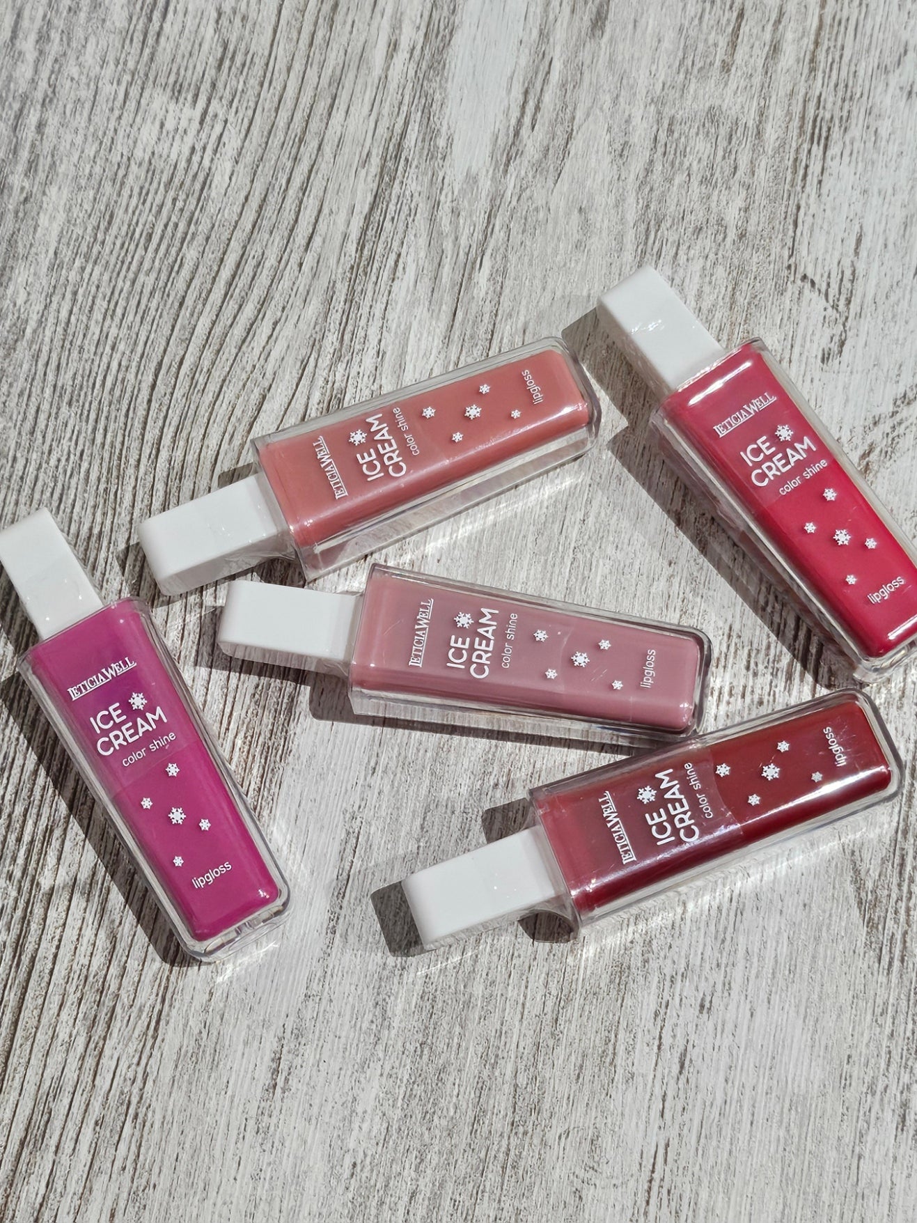 LIPGLOSS COLOR SHINE PALETA DE HELADO - Leticia Well