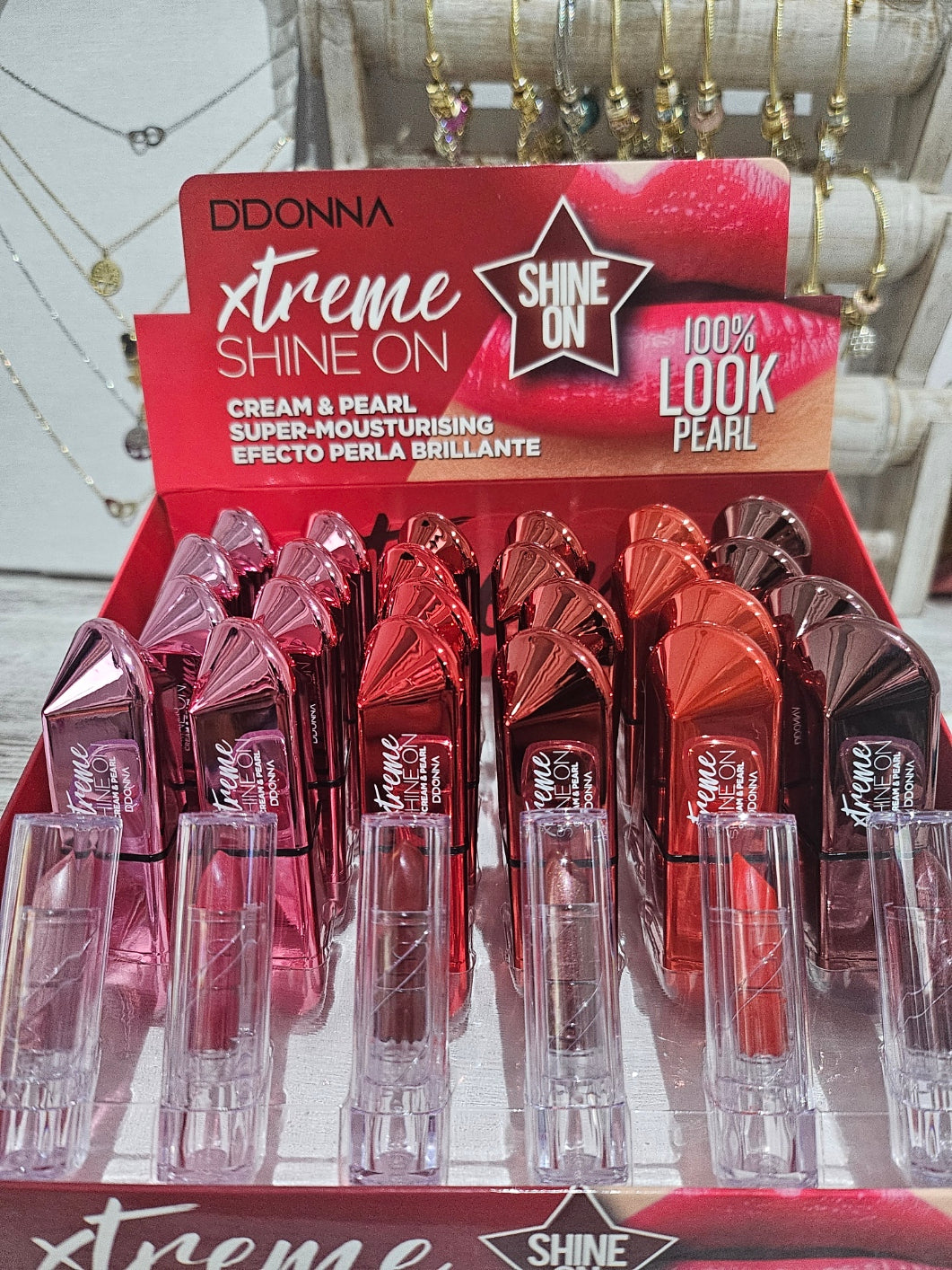 LIPSTICK XTREME SHINE ON A - DDONNA