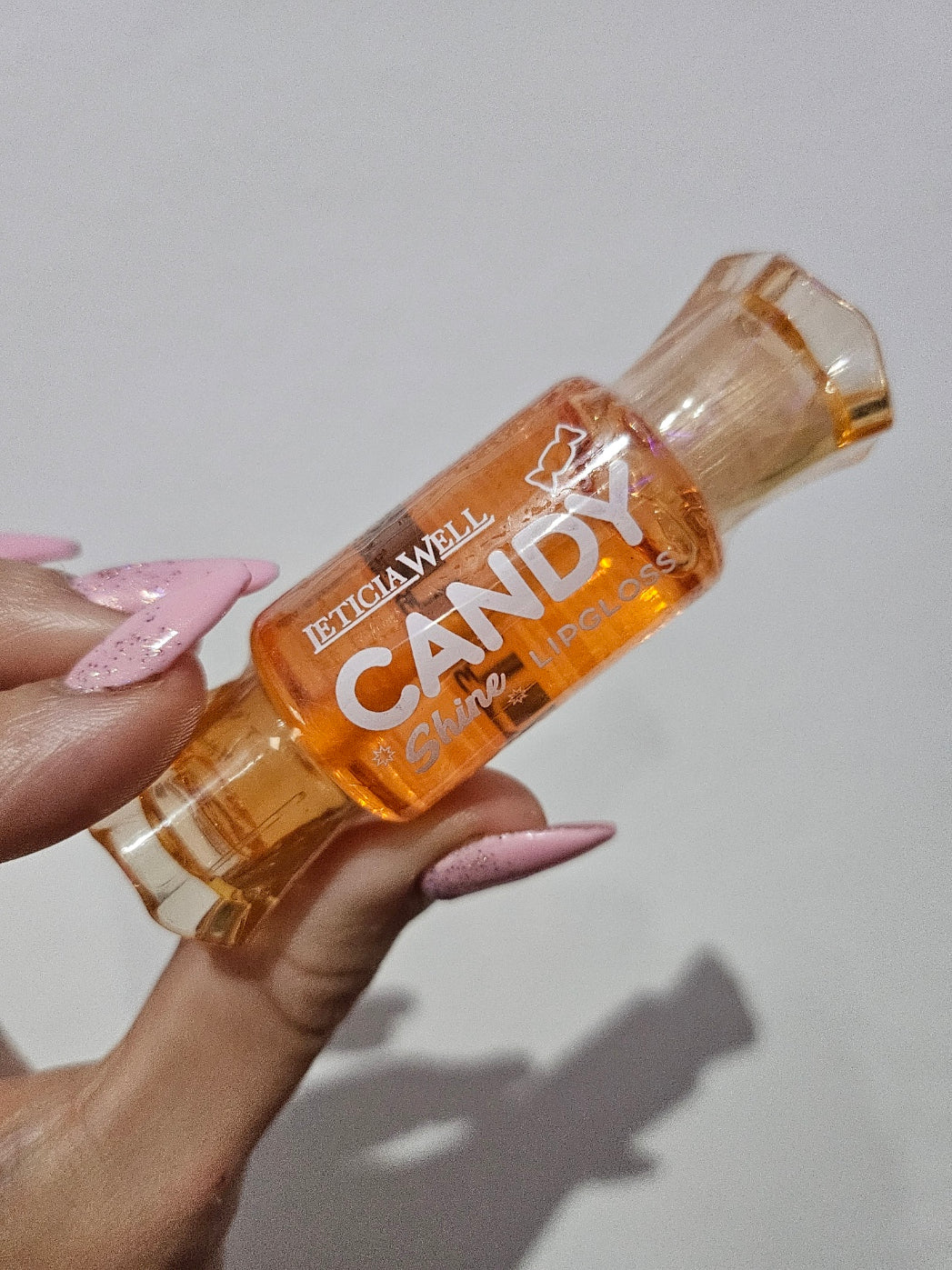 BRILLO DE LABIOS LIPGLOSS DE FRUTAS CARAMELO - Leticia Well