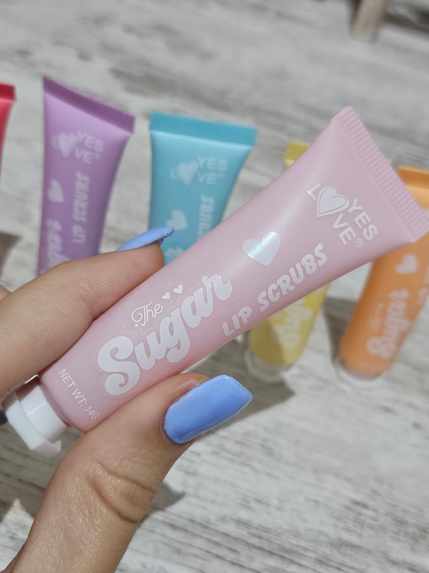 BÁLSAMO EXFOLIANTE PARA LABIOS THE SUGAR - YES LOVE