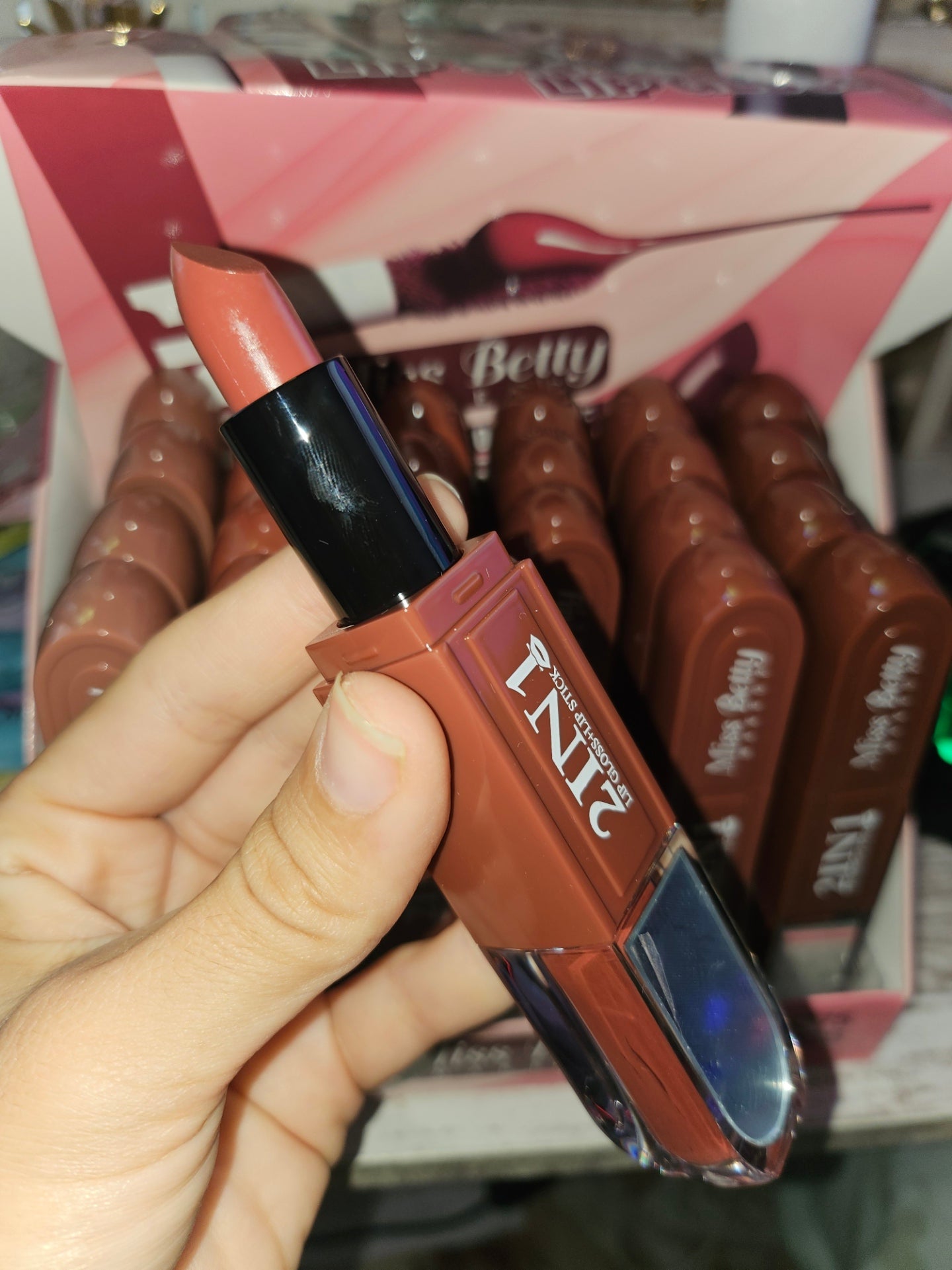 Labial 2 en 1 con espejo| lápiz labial y brillo labial en un solo envase