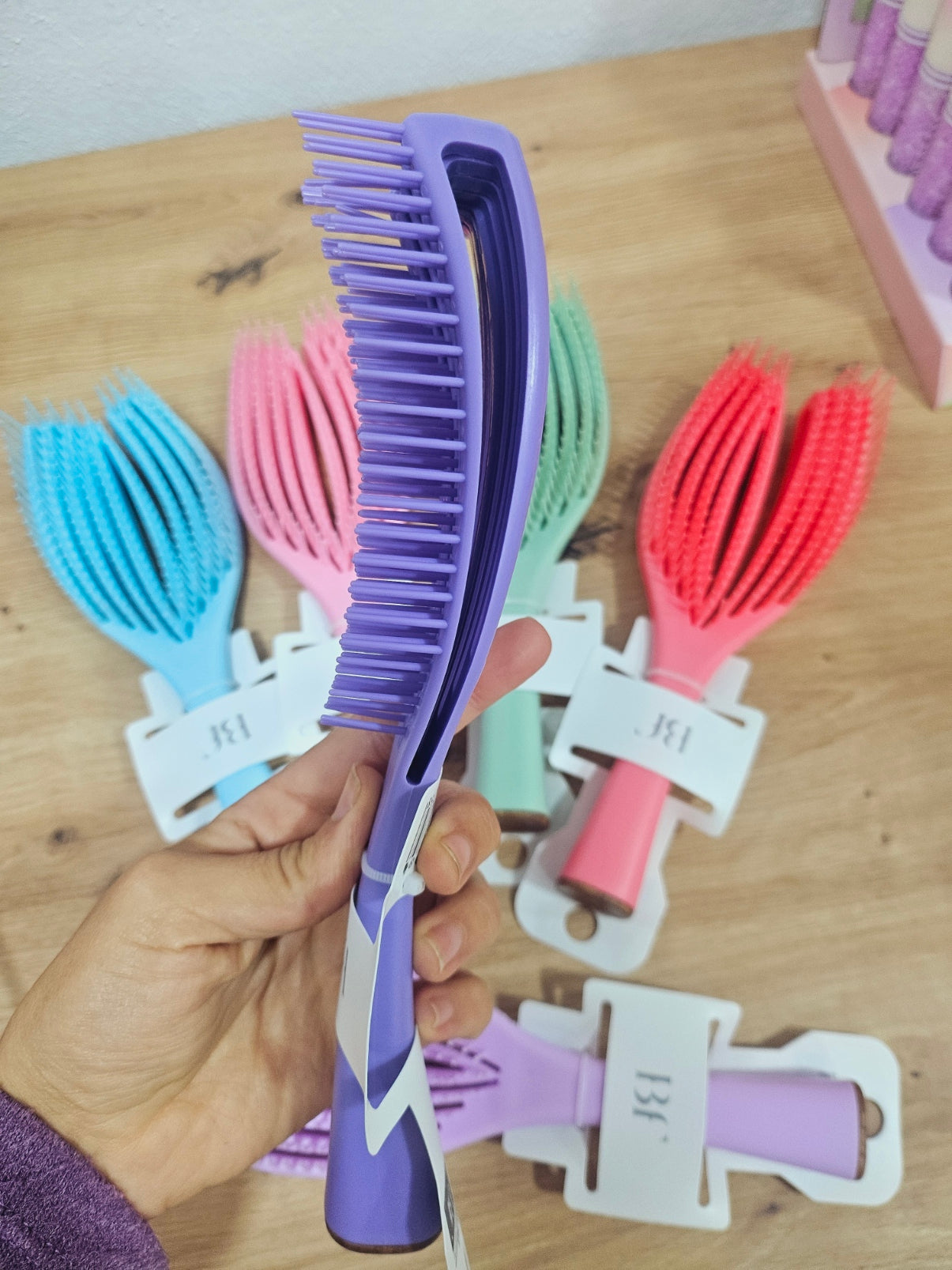 CEPILLO ANTI TIRONES FLEXIBLE