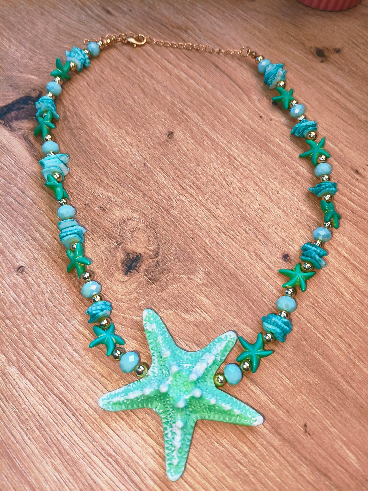 Collar Estrella Marina piedras colores vibrantes