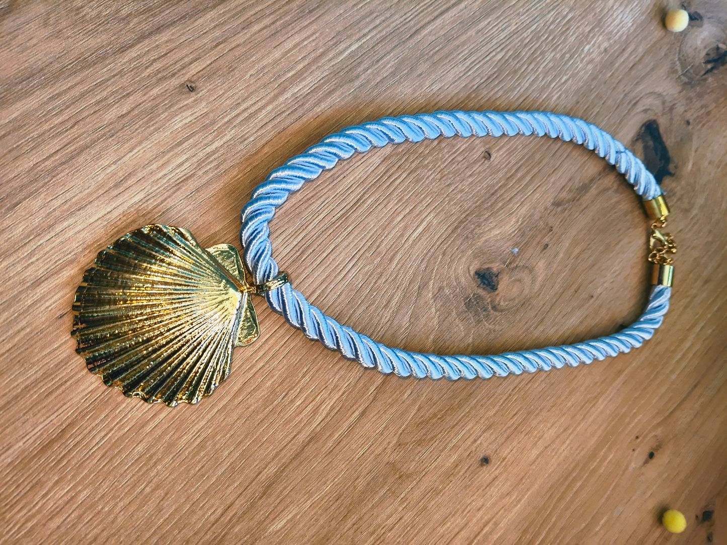 Collar Concha grande