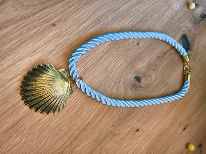 Collar Concha grande